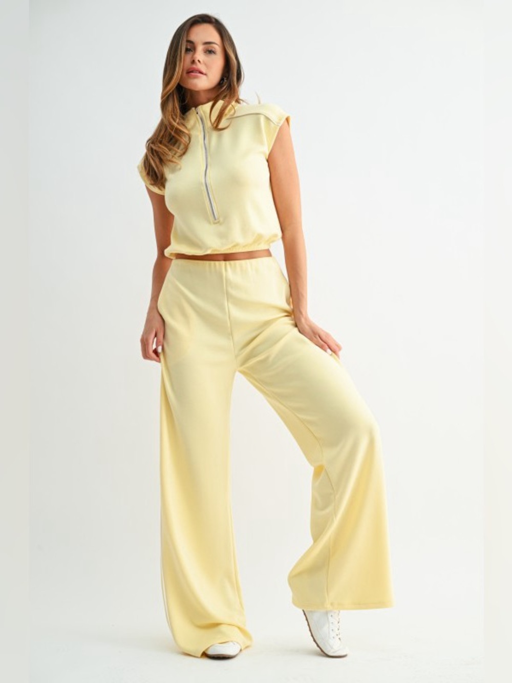 NWT WinWin Yellow Wide-Leg Two-Piece Pant Set with Zip Top